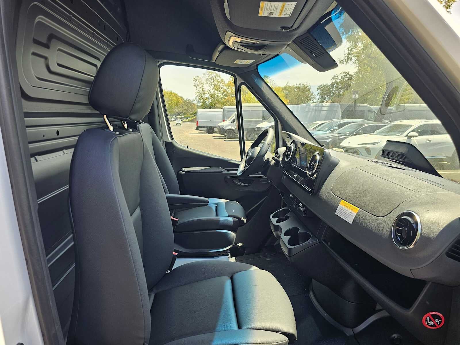 2026 Mercedes-Benz Sprinter Cargo 2500 High Roof I4 Diesel HO 170 RWD