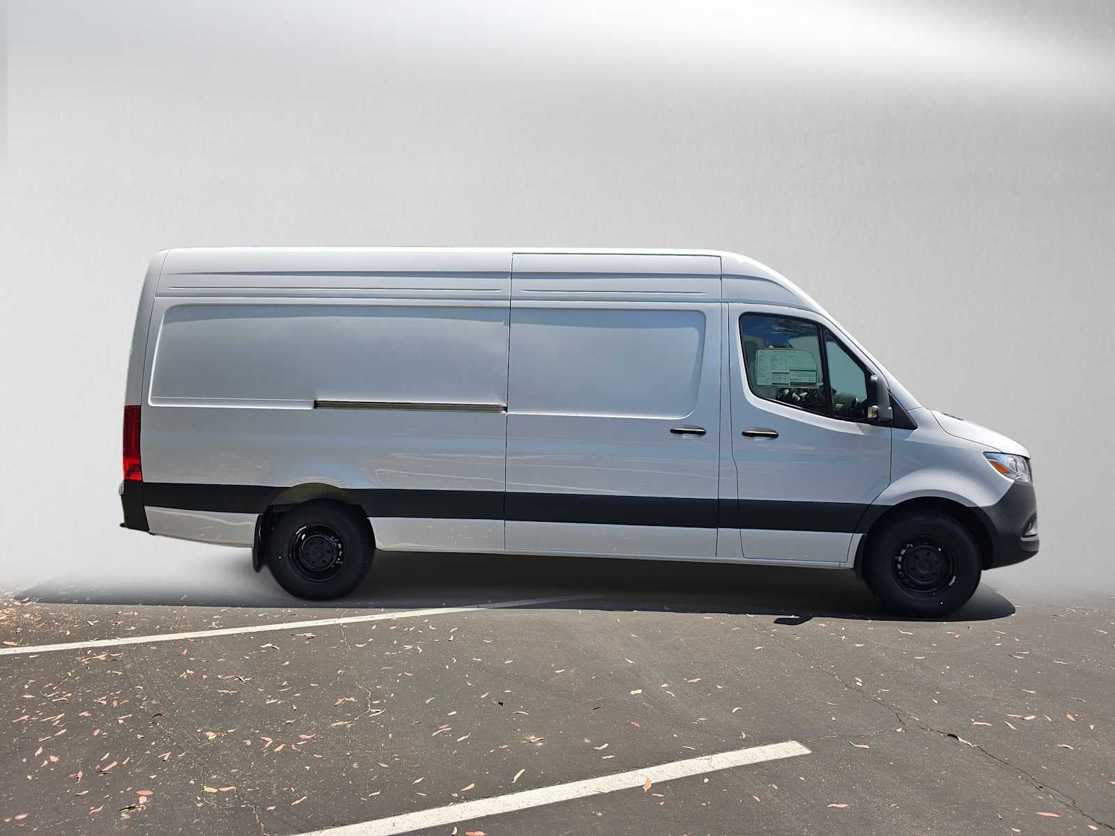 2026 Mercedes-Benz Sprinter Cargo 2500 High Roof I4 Diesel HO 170 RWD