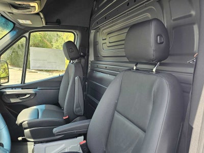 2026 Mercedes-Benz Sprinter Cargo 2500 High Roof I4 Diesel HO 170 RWD