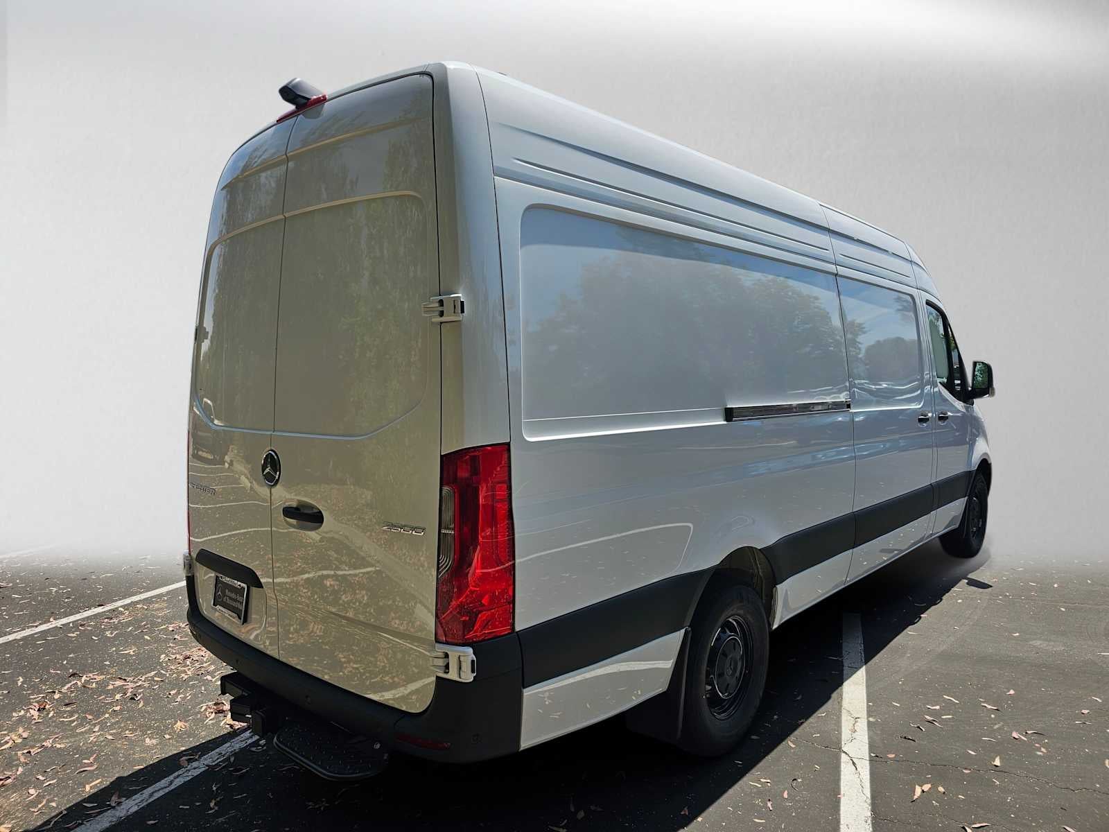 2026 Mercedes-Benz Sprinter Cargo 2500 High Roof I4 Diesel HO 170 RWD