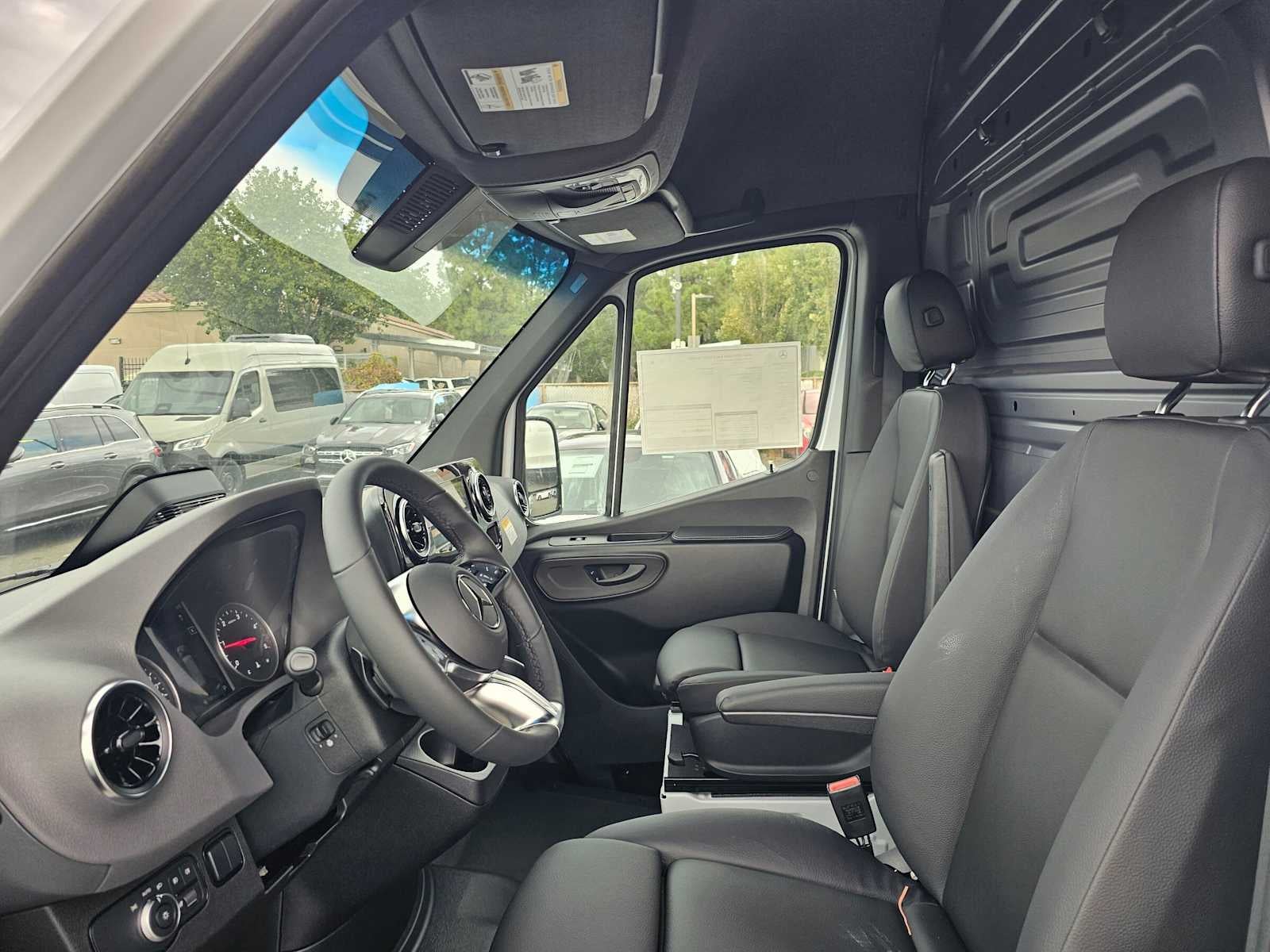 2026 Mercedes-Benz Sprinter Cargo 2500 High Roof I4 Diesel HO 170 Extended RWD
