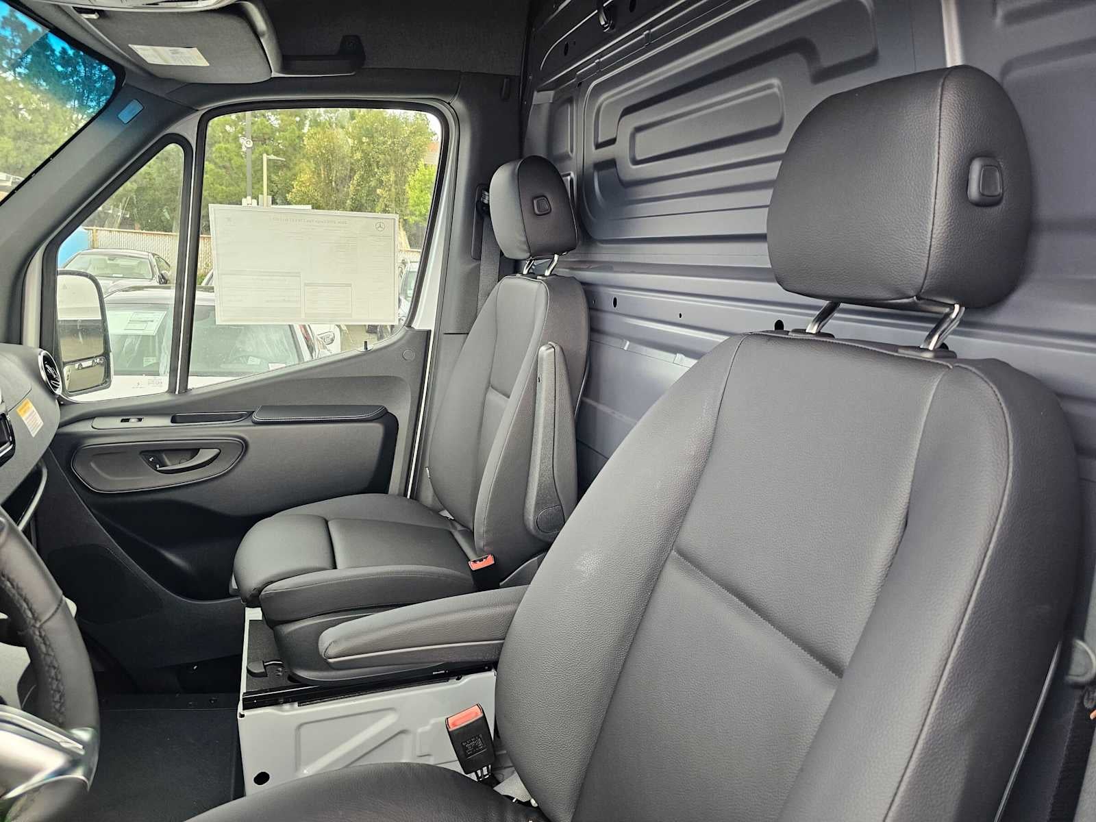2026 Mercedes-Benz Sprinter Cargo 2500 High Roof I4 Diesel HO 170 Extended RWD