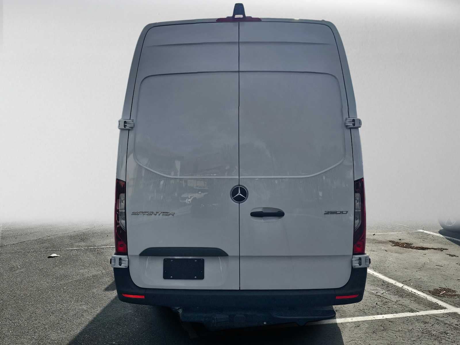 2026 Mercedes-Benz Sprinter Cargo 2500 High Roof I4 Diesel HO 170 Extended RWD