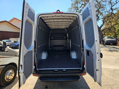 2026 Mercedes-Benz Sprinter Cargo 2500 High Roof I4 Diesel HO 170 Extended RWD