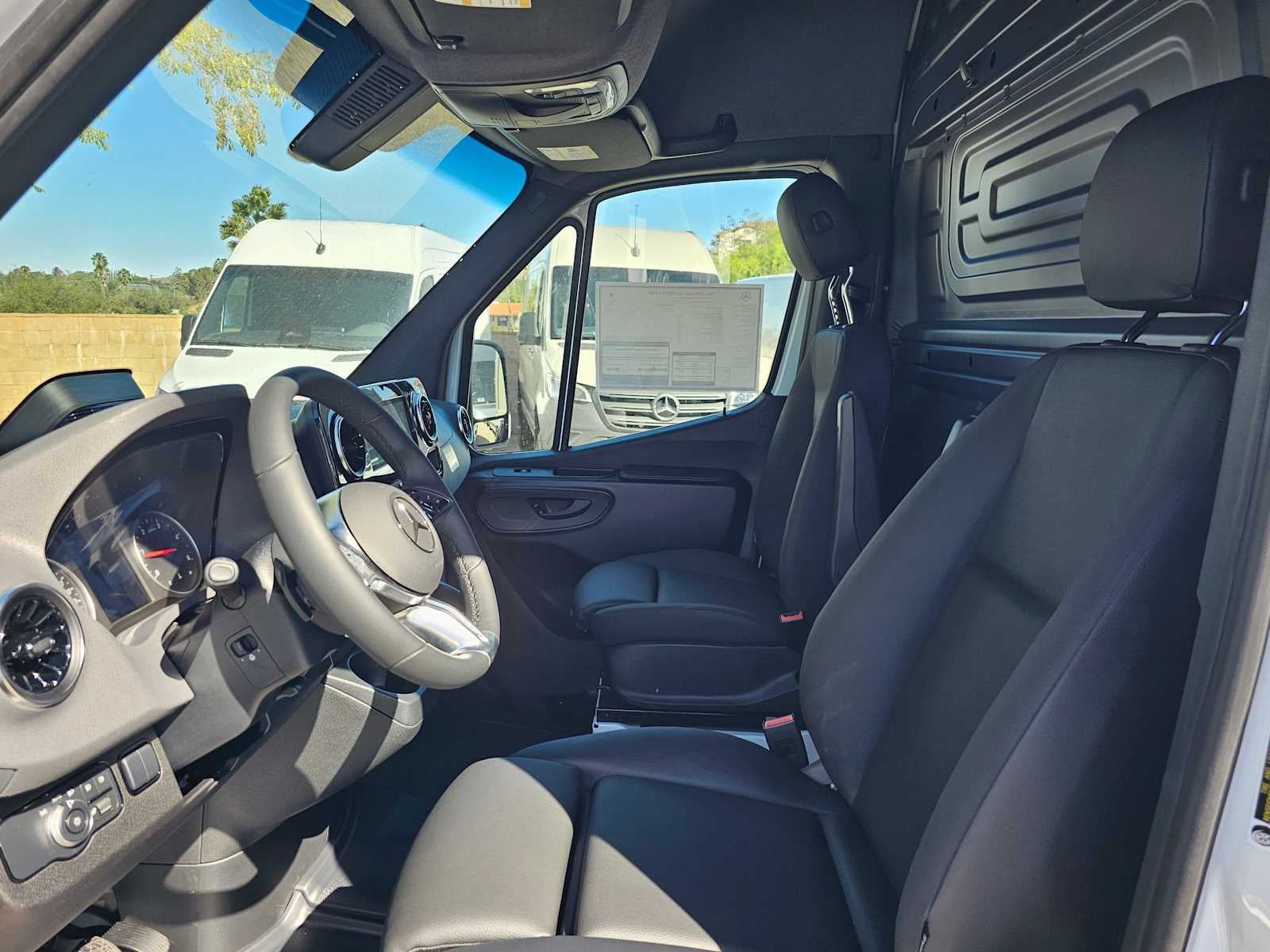 2026 Mercedes-Benz Sprinter Cargo 2500 High Roof I4 Diesel HO 170 Extended RWD