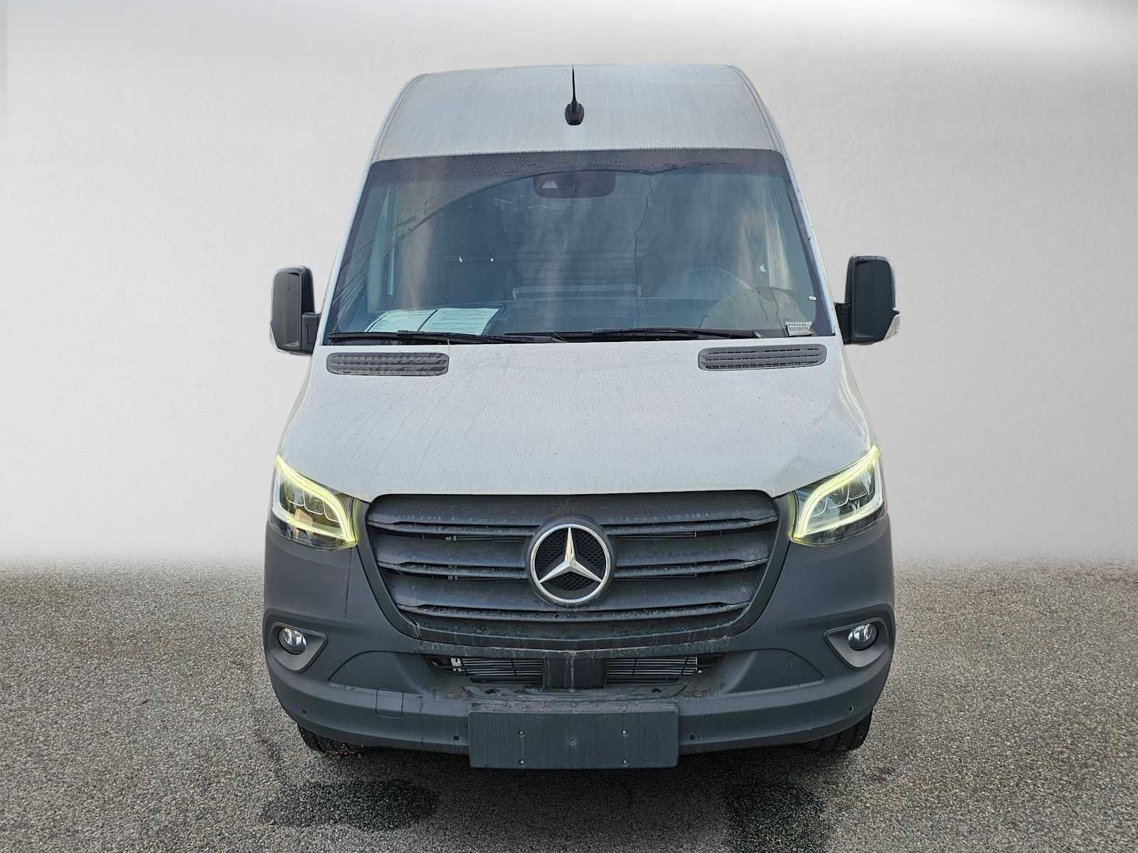 2024 Mercedes-Benz Sprinter Cargo 3500XD Standard Roof I4 Diesel HO 144 RWD