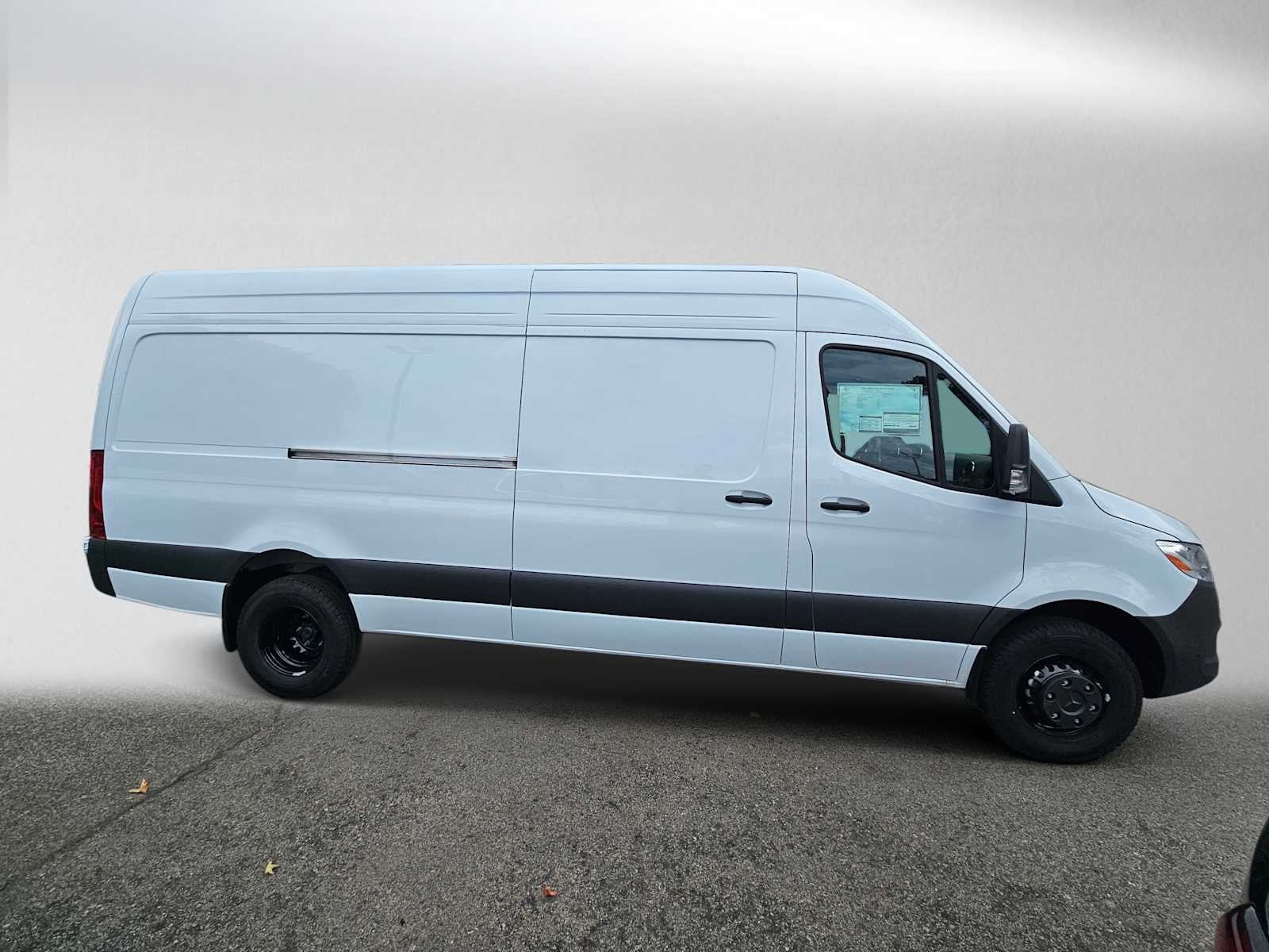 2026 Mercedes-Benz Sprinter Cargo 3500XD High Roof I4 Diesel HO 170 RWD