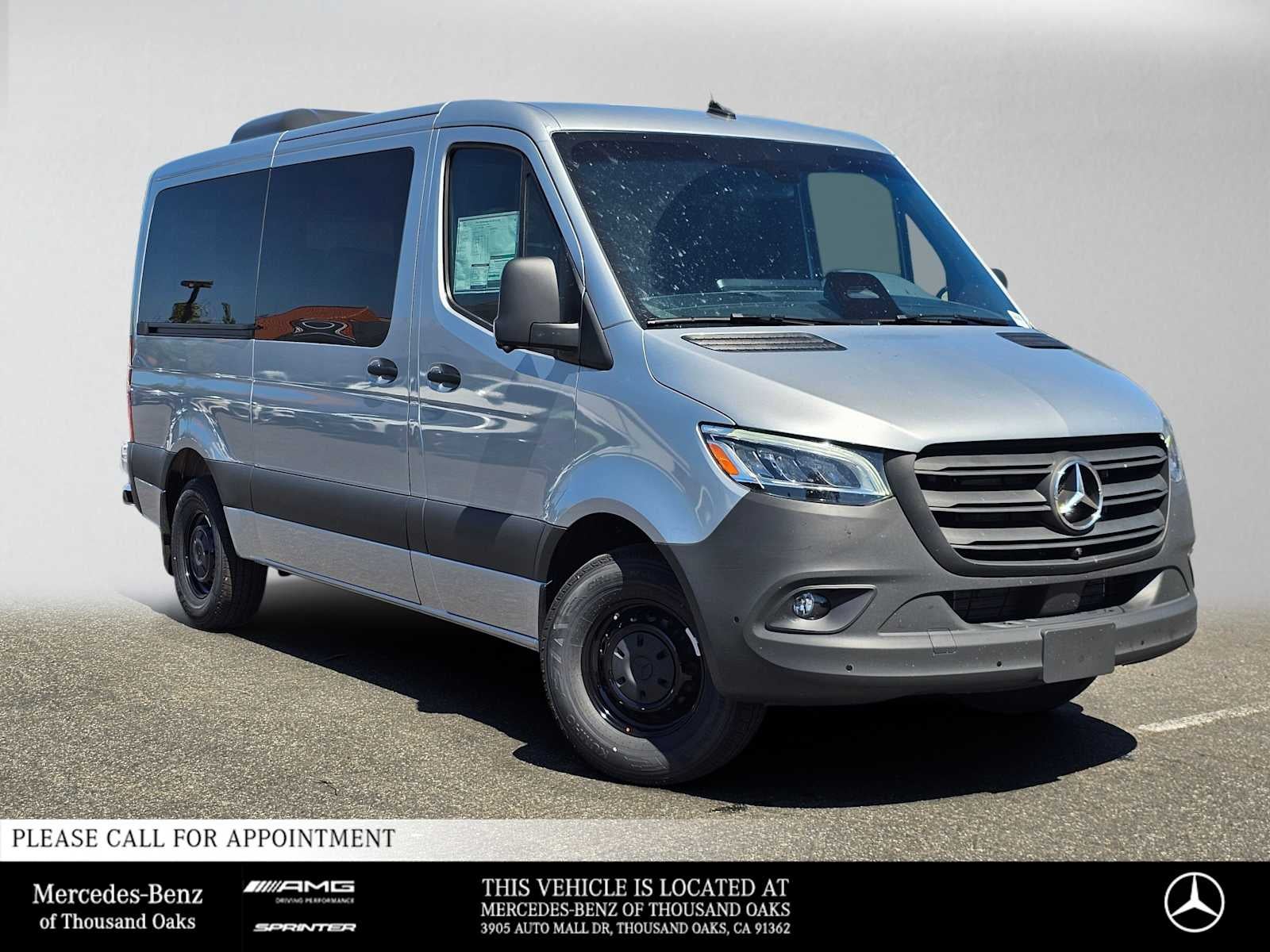 2026 Mercedes-Benz Sprinter Passenger 2500 Standard Roof I4 Diesel 144 RWD
