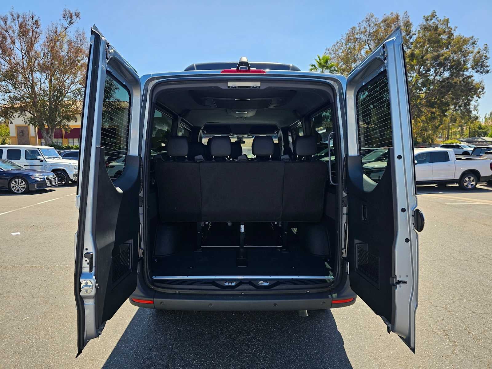 2026 Mercedes-Benz Sprinter Passenger 2500 Standard Roof I4 Diesel 144 RWD