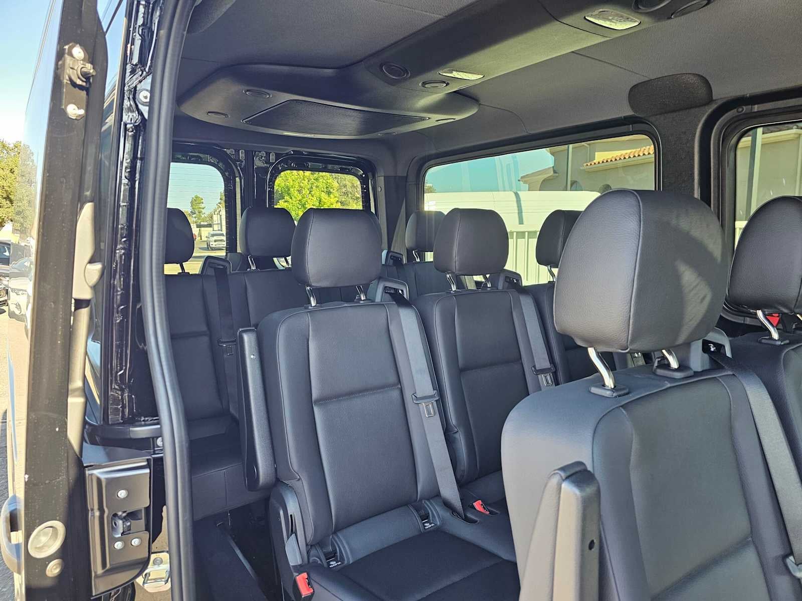 2026 Mercedes-Benz Sprinter Passenger 2500 Standard Roof I4 Diesel 144 RWD