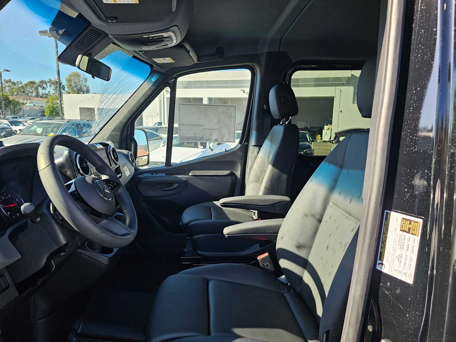 2026 Mercedes-Benz Sprinter Passenger 2500 Standard Roof I4 Diesel 144 RWD