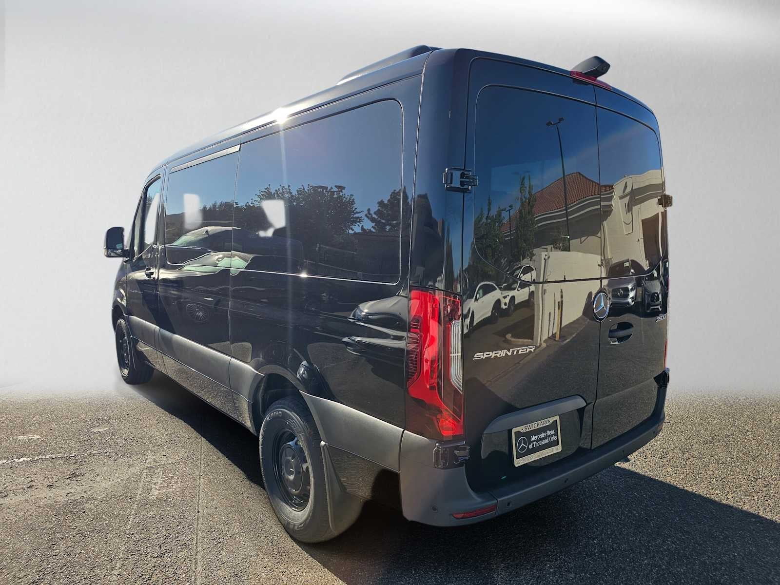 2026 Mercedes-Benz Sprinter Passenger 2500 Standard Roof I4 Diesel 144 RWD