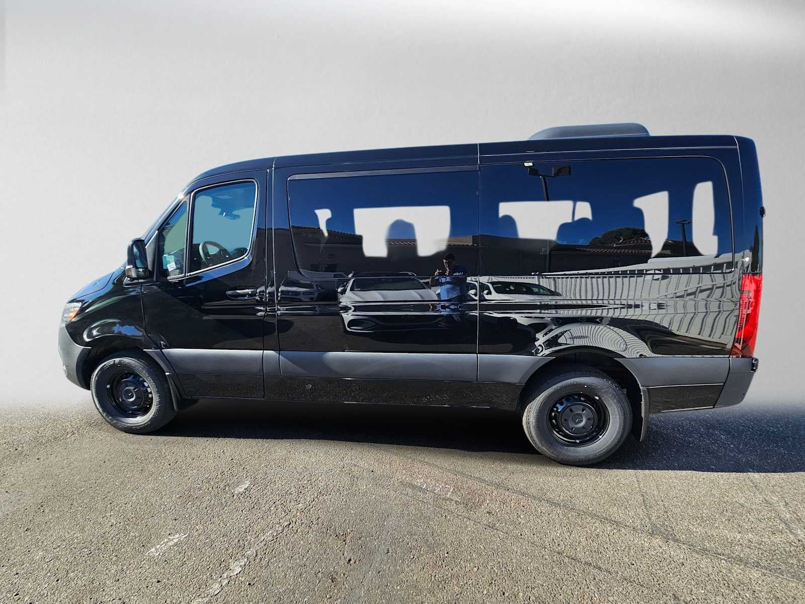 2026 Mercedes-Benz Sprinter Passenger 2500 Standard Roof I4 Diesel 144 RWD