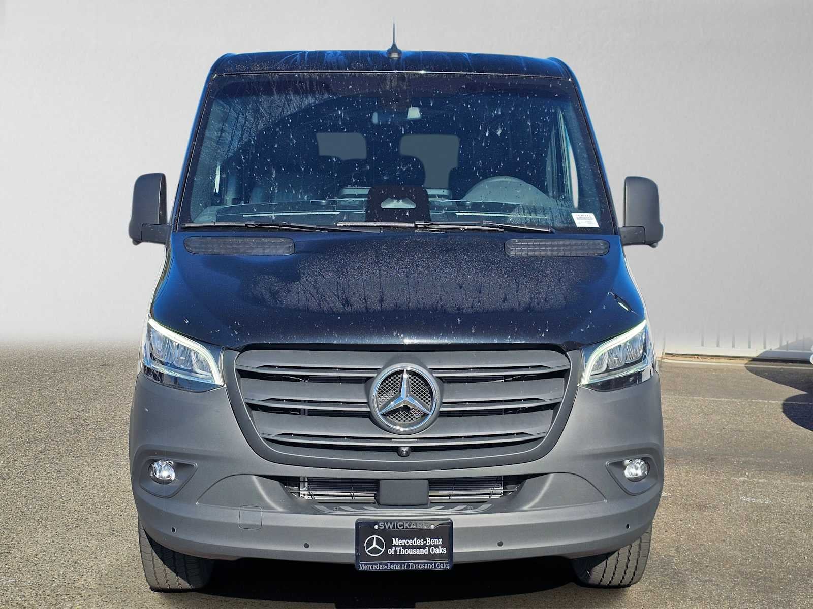 2026 Mercedes-Benz Sprinter Passenger 2500 Standard Roof I4 Diesel 144 RWD