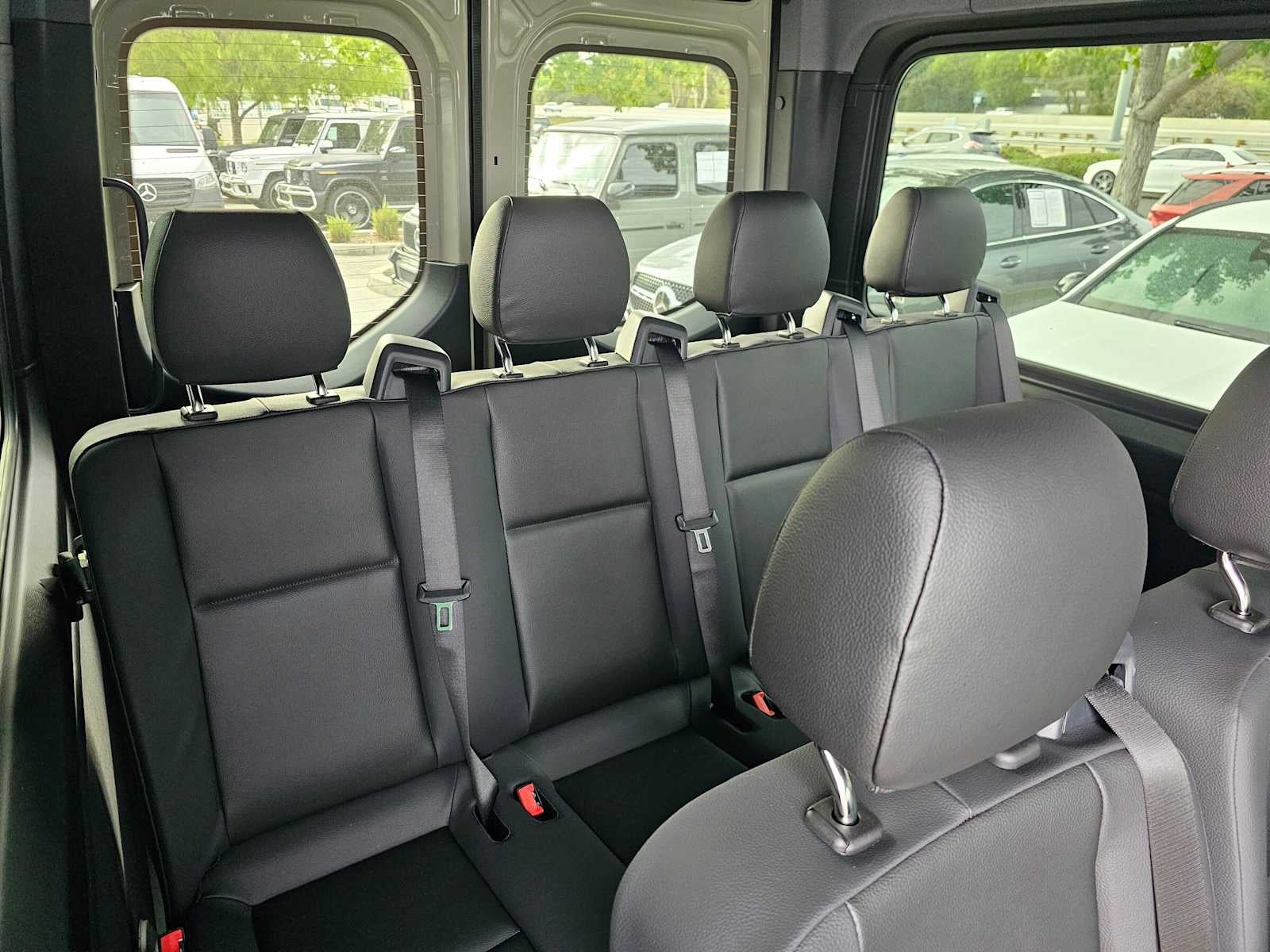 2026 Mercedes-Benz Sprinter Passenger 2500 Standard Roof I4 Diesel HO 144 RWD