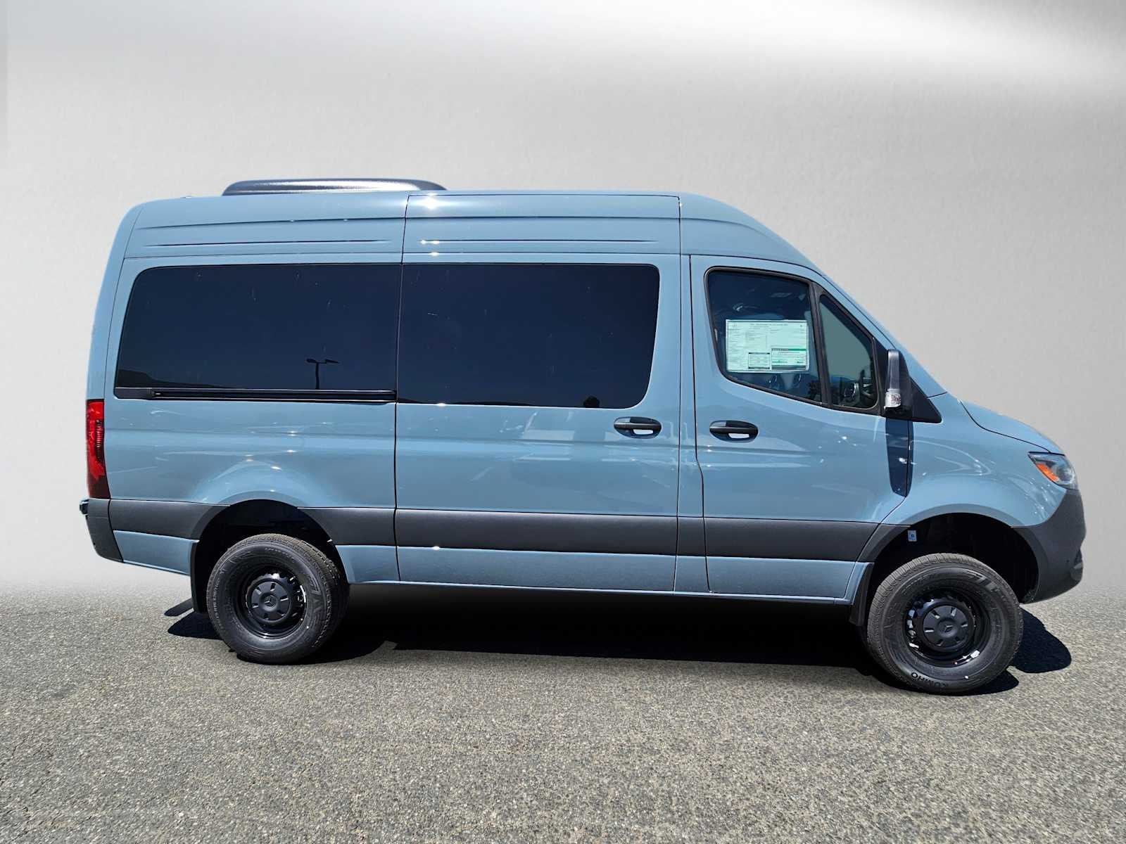 2026 Mercedes-Benz Sprinter Passenger Van 2500 Standard Roof I4 Diesel HO 144 AWD