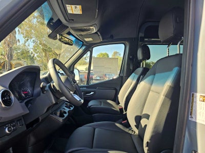 2026 Mercedes-Benz Sprinter Passenger 2500 Standard Roof I4 Diesel HO 144 AWD