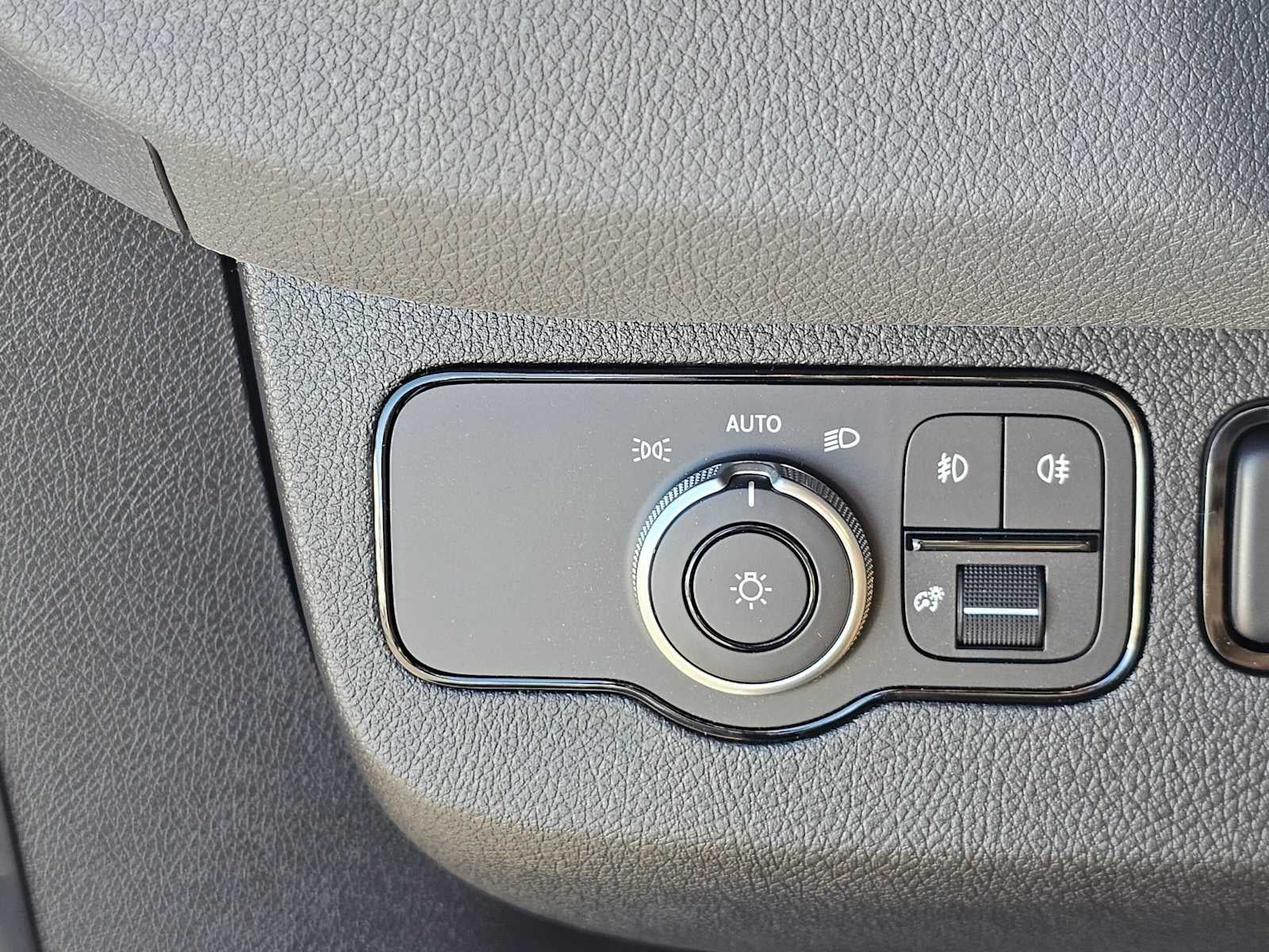 2026 Mercedes-Benz Sprinter Passenger 2500 Standard Roof I4 Diesel HO 144 AWD