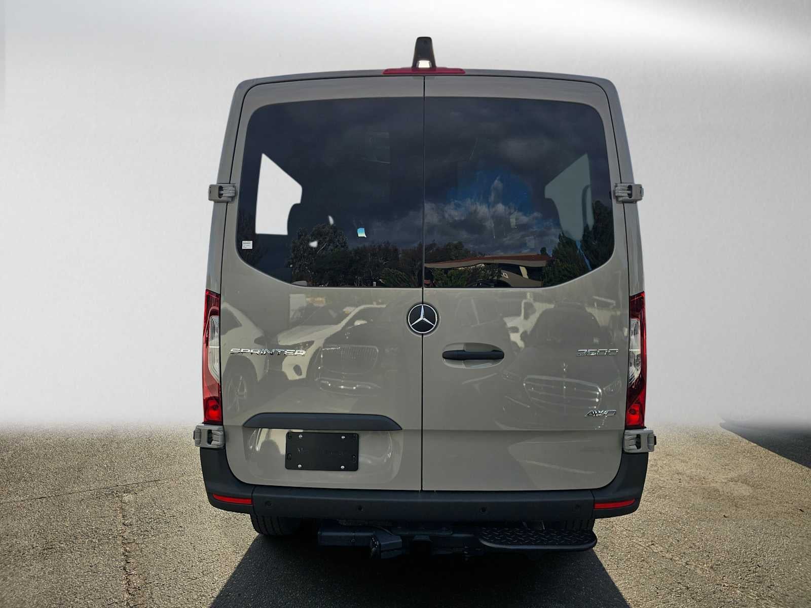 2026 Mercedes-Benz Sprinter Passenger 2500 Standard Roof I4 Diesel HO 144 AWD