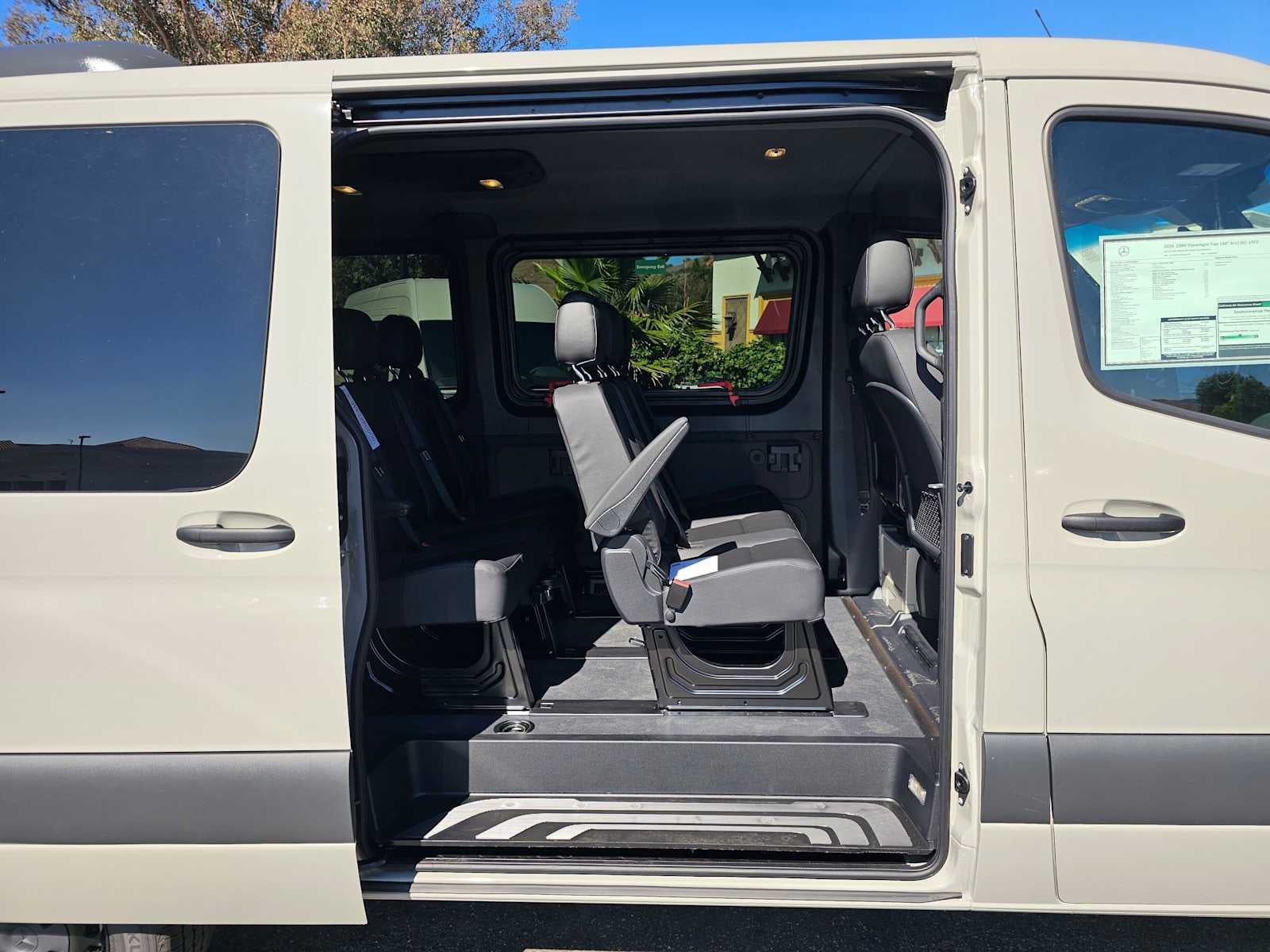 2026 Mercedes-Benz Sprinter Passenger Van 2500 Standard Roof I4 Diesel HO 144 AWD