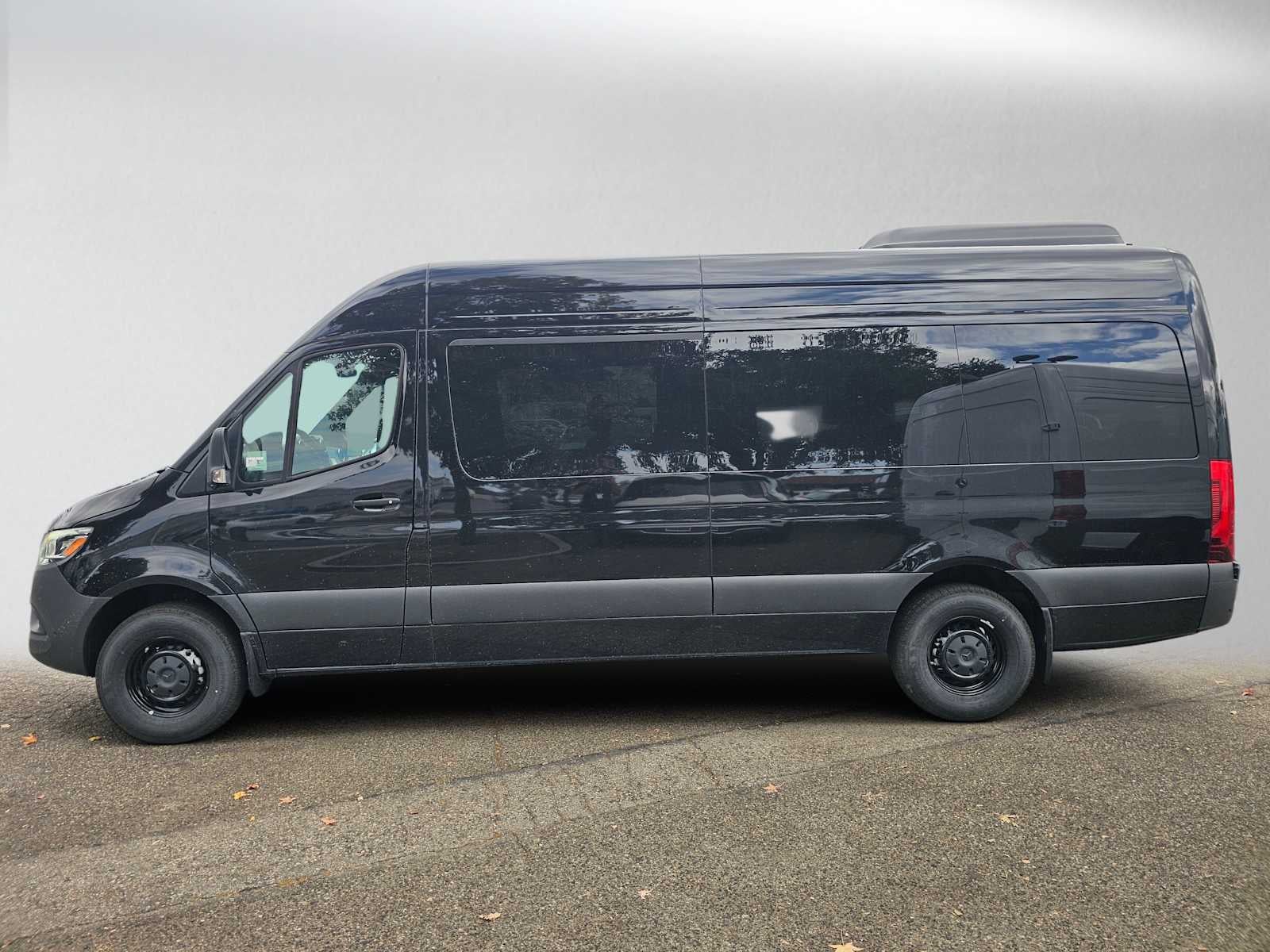 2026 Mercedes-Benz Sprinter Passenger 2500 High Roof I4 Diesel HO 170 RWD