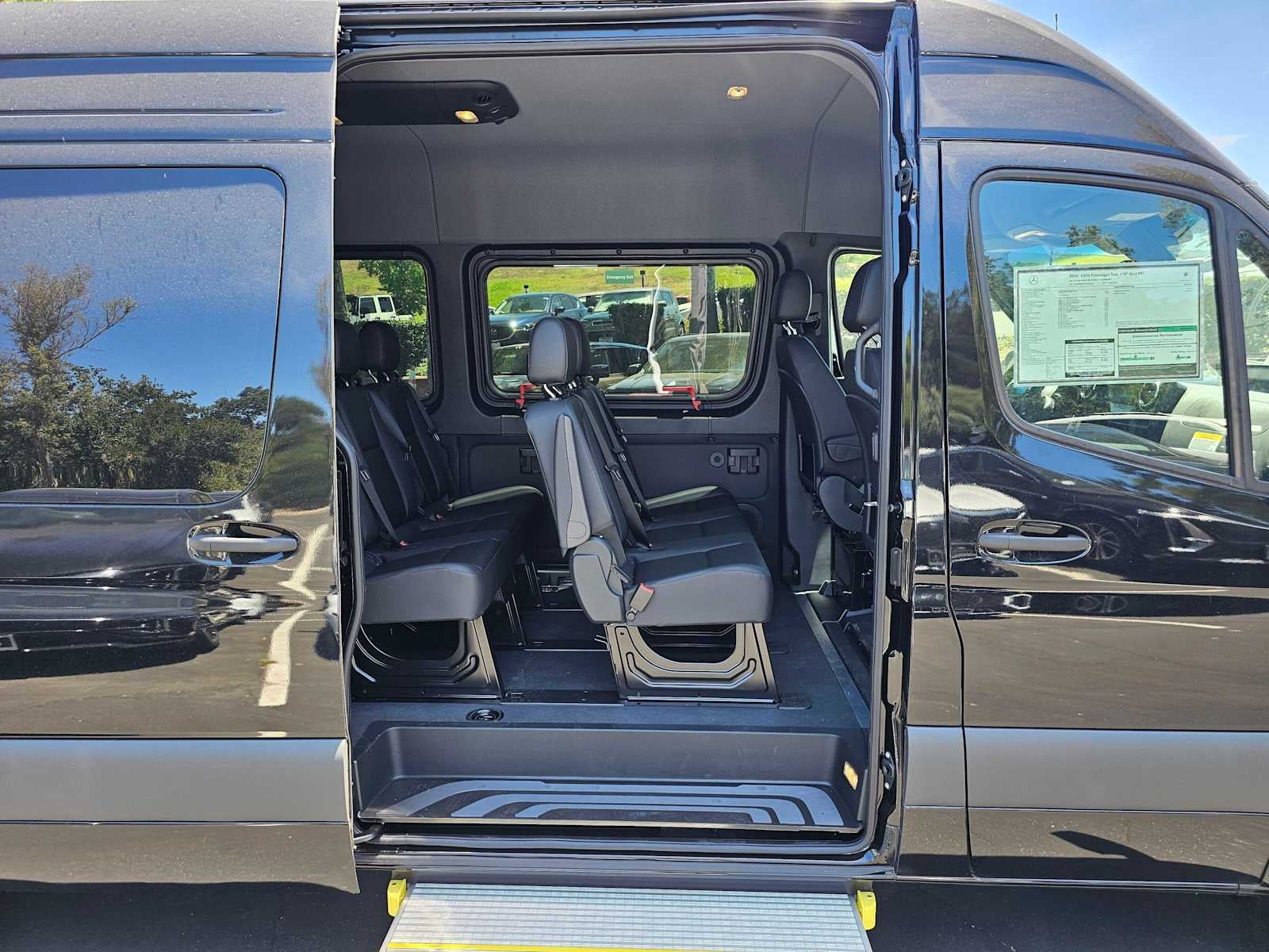 2026 Mercedes-Benz Sprinter Passenger Van 2500 High Roof I4 Diesel HO 170 RWD