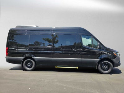 2026 Mercedes-Benz Sprinter Passenger Van 2500 High Roof I4 Diesel HO 170 RWD